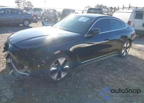 2024 BMW I4 Gran Coupe Edrive40 z USA, uszkodzony, nr VIN WBY73AW02RFR62571